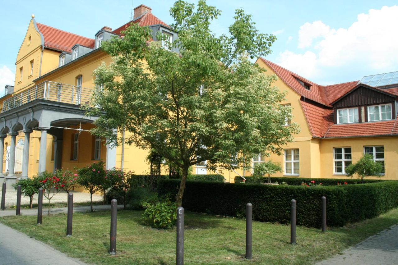 Hotel Vierseithof Luckenwalde Eksteriør billede