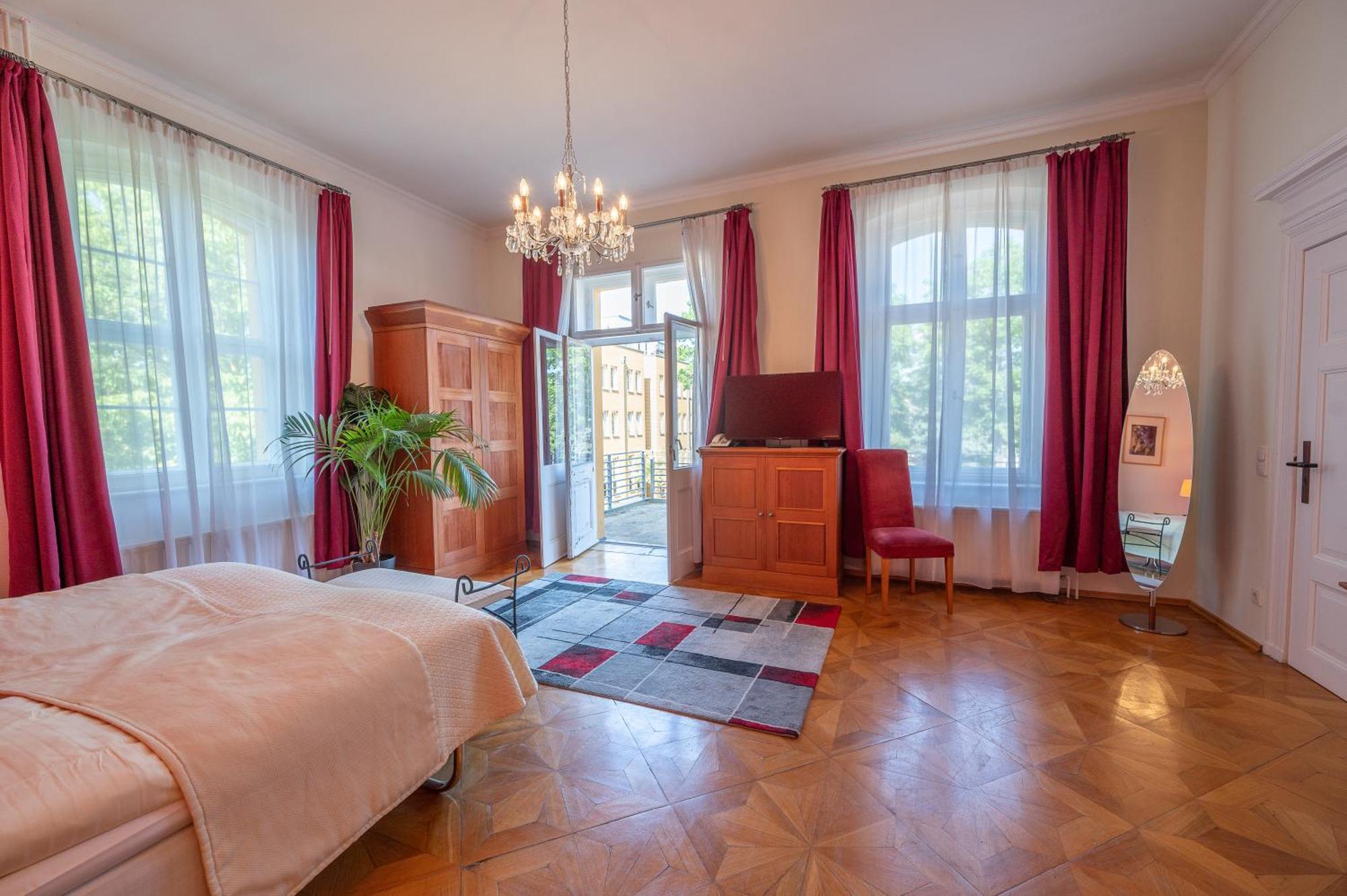Hotel Vierseithof Luckenwalde Eksteriør billede