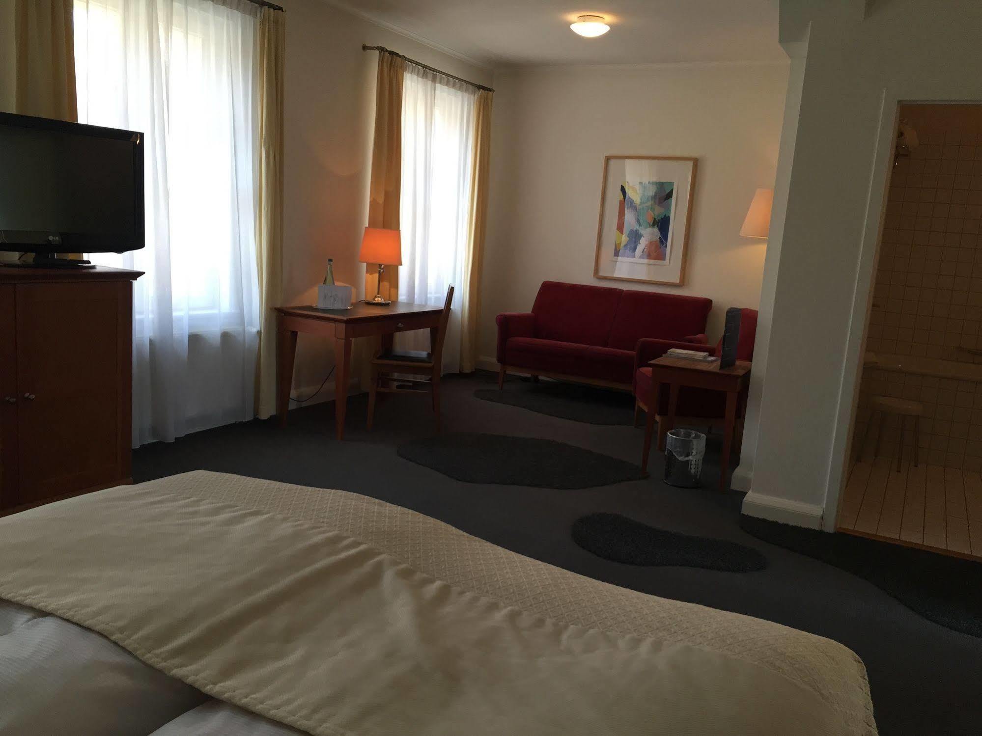 Hotel Vierseithof Luckenwalde Eksteriør billede