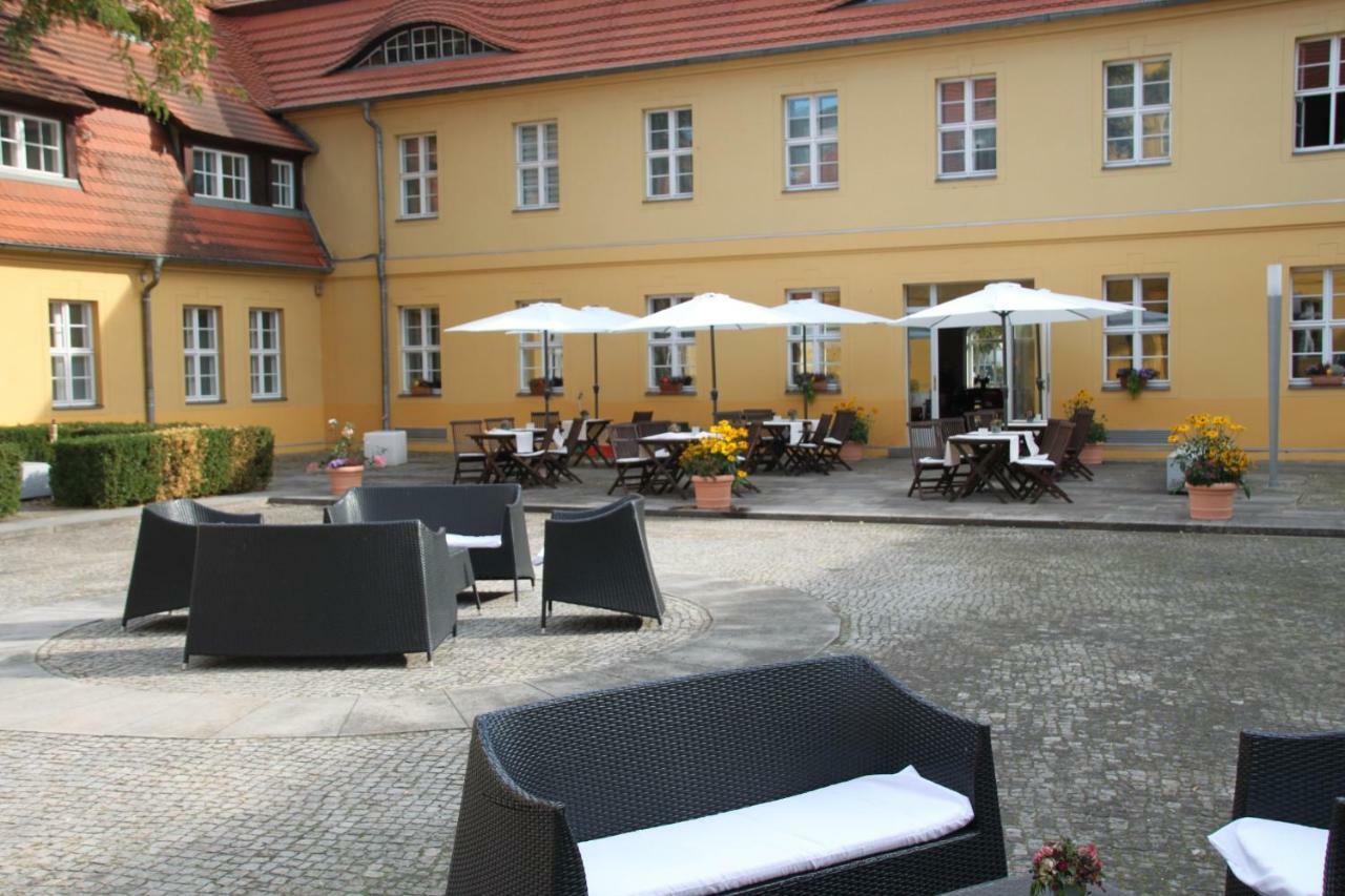 Hotel Vierseithof Luckenwalde Eksteriør billede